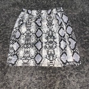 Skirt snake pattern trendy cute